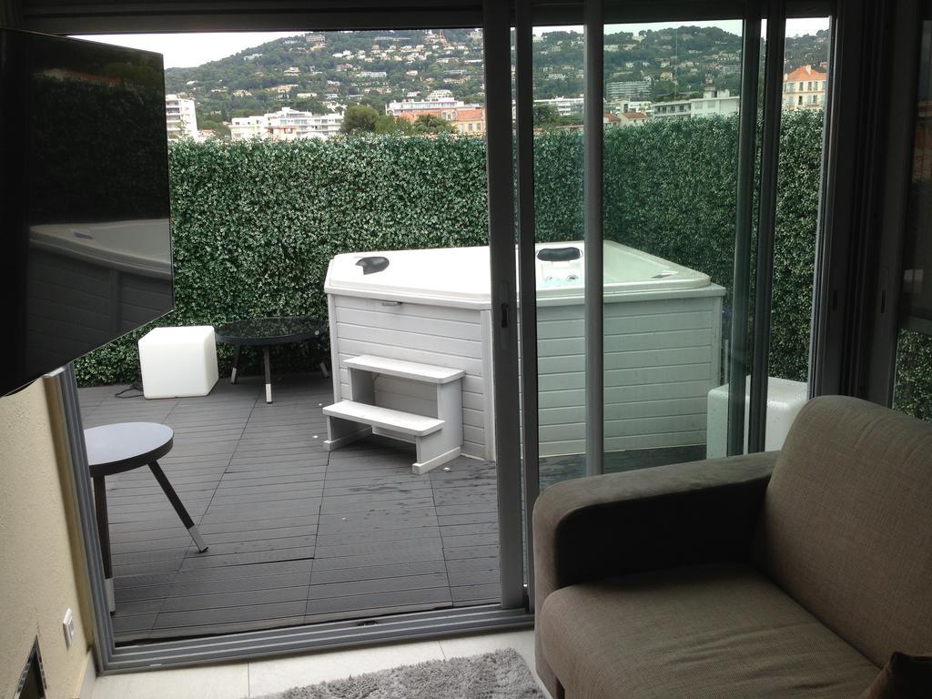 Penthouse With Jacuzzi On The Big Terrace Apartment Cannes Luaran gambar